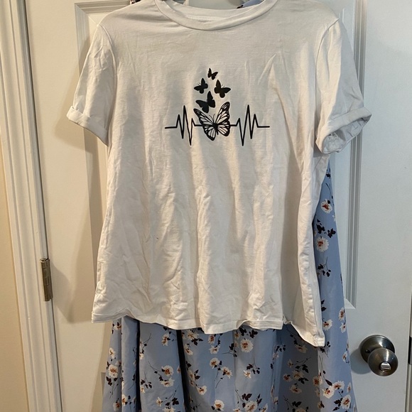 Maternity skirt/shirt outfit - Picture 1 of 4